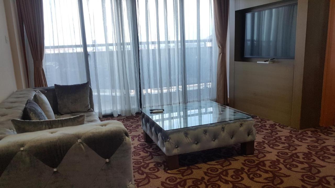 Edmond Hotel Brazzaville Exterior photo